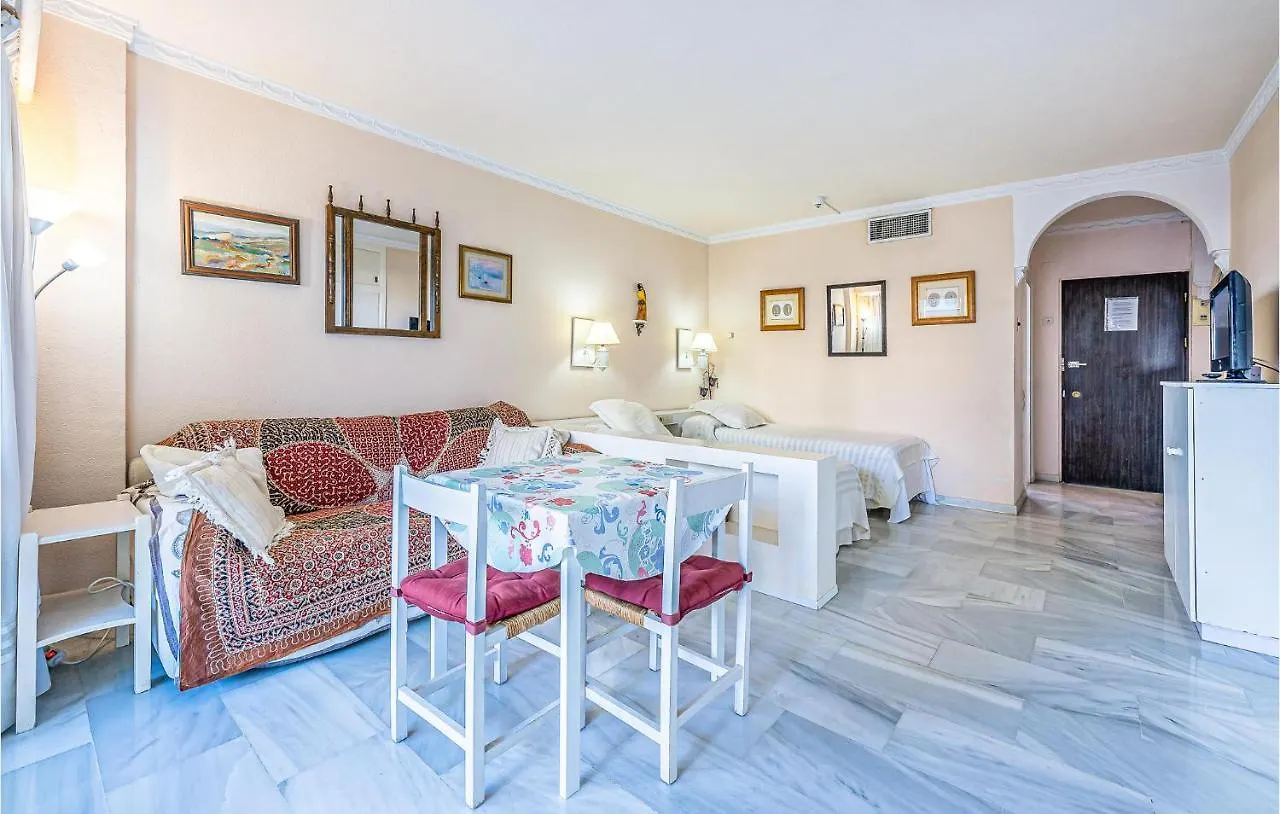 Amazing Apartment In Fuengirola